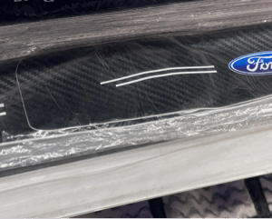 Nẹp cửa Decal cacbon Ford