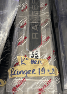 Nẹp trên Ranger 18